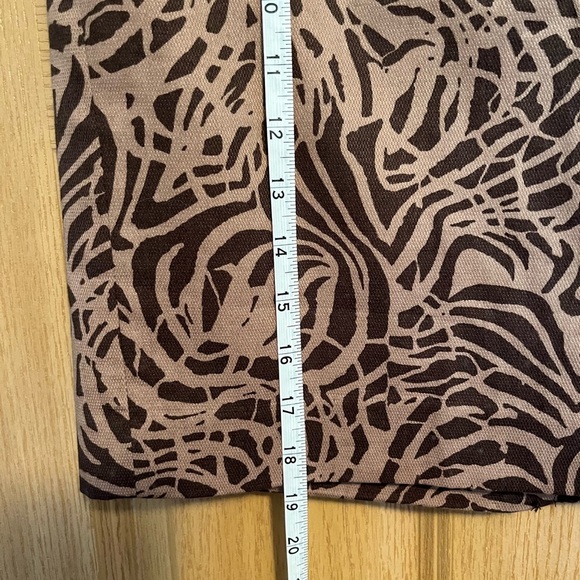 Knee high Banana Republic Jungle Print Skirt - Picture 3 of 7